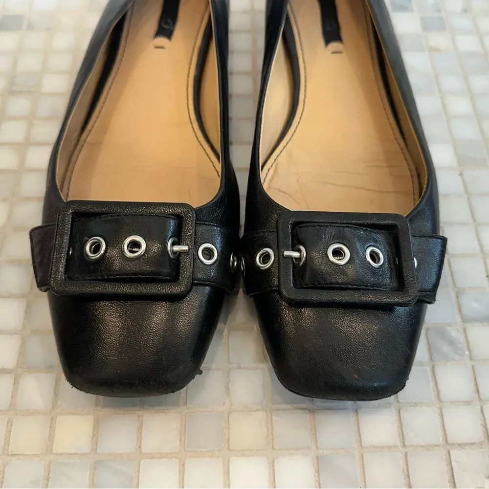 Ecco Shoes Black Leather Flats with Buckle Toe